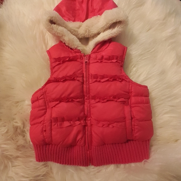 3/$15 Old Navy Pink Puff Vest - Picture 2 of 4